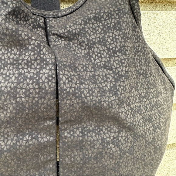 Zyia Active Black Flower Power Bra - Picture 4 of 10